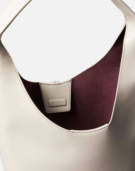 CALVIN KLEIN STN LCK SLCHY SMLL S (Размери: 18.5 x 23.5 x 12см.)