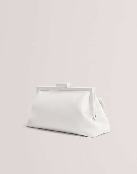 TED BAKER FIORELL Flower 3D Applique Clutch Bag (Размери: 21 x 11.5 x 7.5см.)