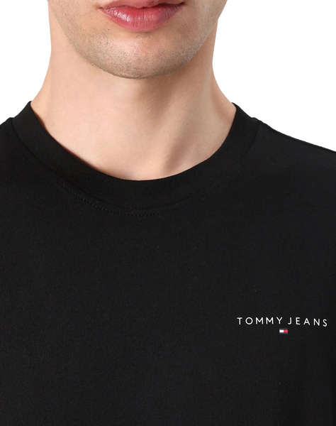 TOMMY JEANS TJM SLIM LINEAR CHEST TEE EXT