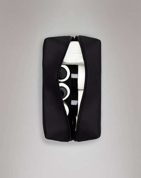 RAINS Wash Bag Small W3 (Размери: 13 x 11 x 21см.)