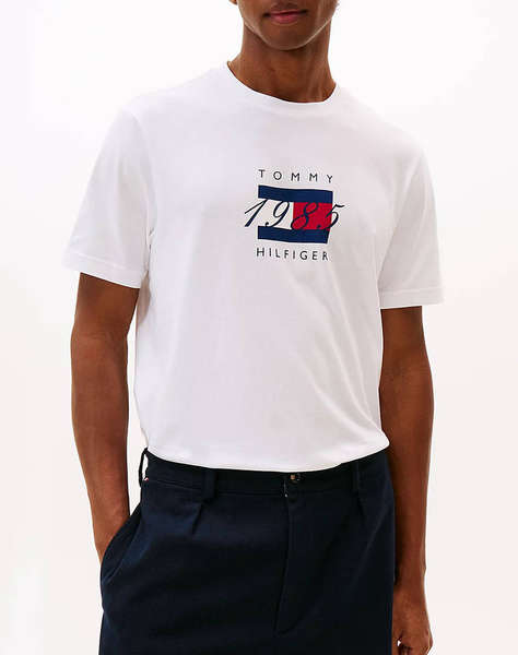 TOMMY HILFIGER LINEAR FLAG GRAPHIC TEE