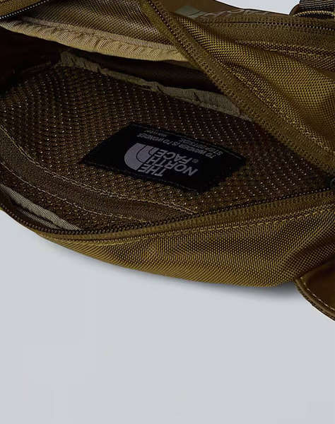 THE NORTH FACE BASE CAMP LUMBAR (Размери: 22.9 x 79 x 14см.)