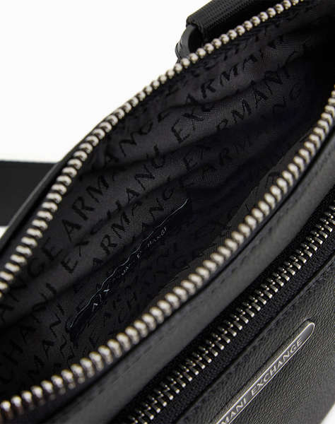 ARMANI EXCHANGE MESSENGER BAG (Размери: 22 x 3 x 21 см.)