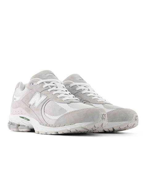 NEW BALANCE 2002R - SHOE CLASSICS