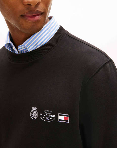 TOMMY HILFIGER SMALL CREST OUTLINE CREW NECK