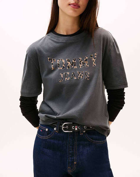 TOMMY JEANS TJW BXY LEOPARD VARSITY TEE