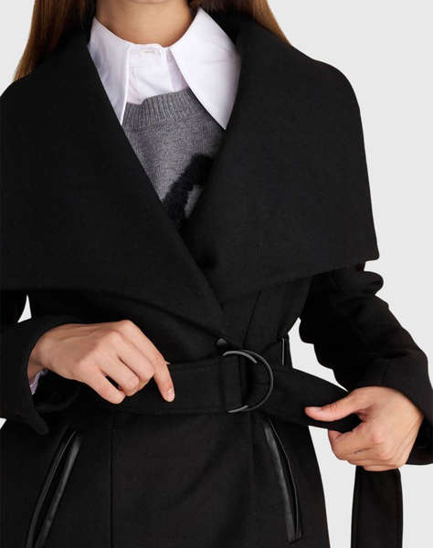 ATTRATTIVO ПАЛТО