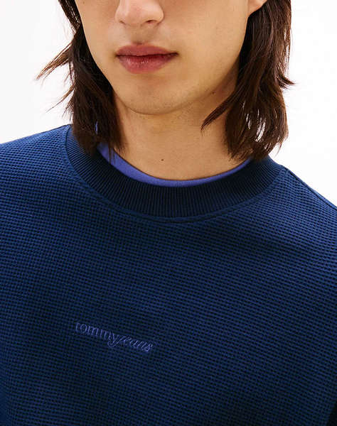 TOMMY JEANS TJM RLX WAFFLE SCRIPT CREW