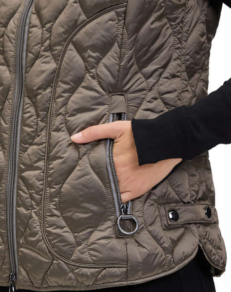 BETTY BARCLAY GILLET