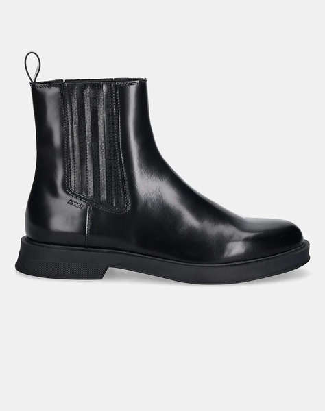 HUGO Lenner_cheb_bomn 10271833 01