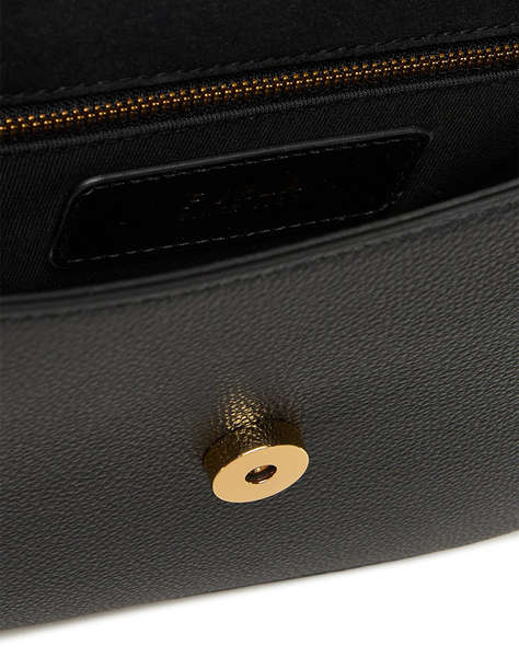 FURLA ЧАНТА (Размери: 22.5 x 17 x 5.5см.)