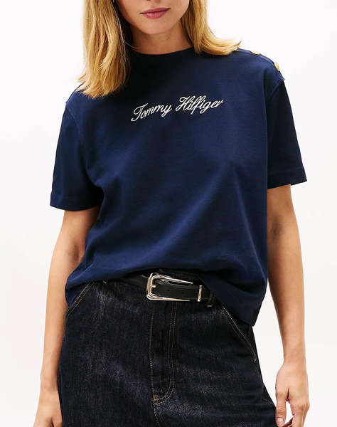 TOMMY HILFIGER GOLD BTN SCRIPT MDRN SS TEE
