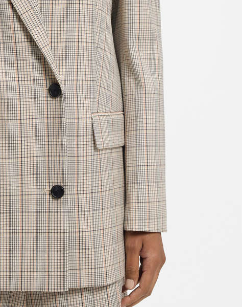 BOSS Jukana1 10275925 01