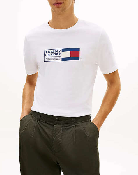 TOMMY HILFIGER BRAND LOVE TEXT BOX TEE