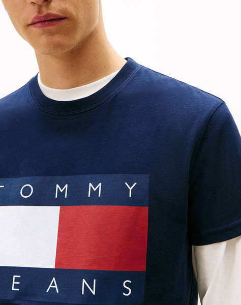 TOMMY JEANS TJM REG BIG FLAG SS TEE EXT