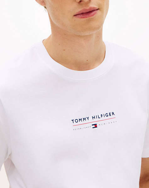 TOMMY HILFIGER BRAND LOVE LOCKUP TEE