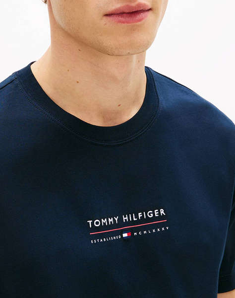 TOMMY HILFIGER BRAND LOVE LOCKUP TEE