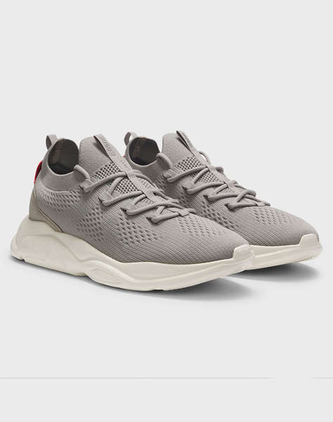 HUGO Leon_runn_knmf 10267019 01