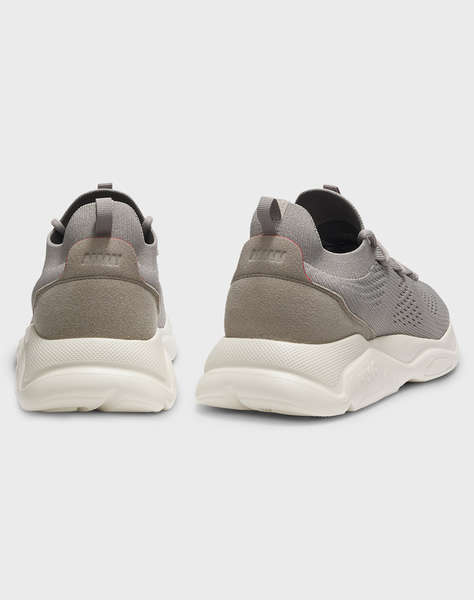 HUGO Leon_runn_knmf 10267019 01