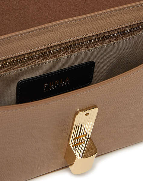 FURLA ЧАНТА