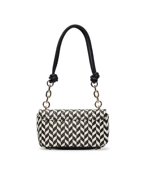 GUESS TESSI FLAP SHOULDER BAG ДАМСКА ЧАНТА
