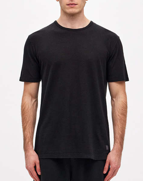 DIRTY LAUNDRY Linen T-Shirt