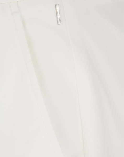 BOSS Tapria-Crop2 10245944 01
