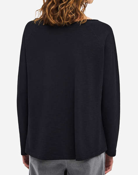 DIRTY LAUNDRY Raglan Longsleeve