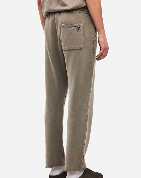 DIRTY LAUNDRY SWEATPANTS WITH DESTROYS