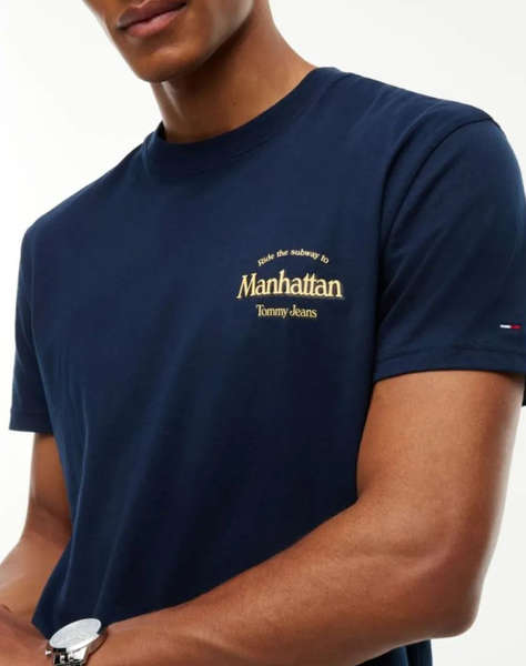 TOMMY JEANS TJM REG NYC NOVELTY TEE EXT