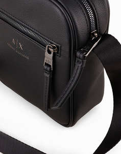 ARMANI EXCHANGE MESSENGER BAG (Размери: 21.5 x 15 x 6.5см.)