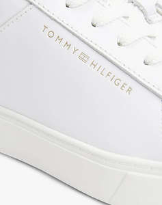 TOMMY HILFIGER ESSENTIAL COURT SNEAKER