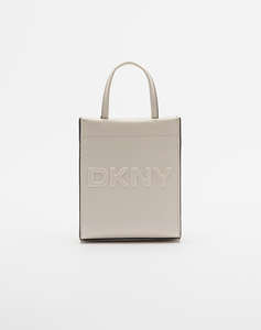 DKNY R44AZI34 CARTER CROSS BODY HANDBAG DKNY (размери: 14 x 17 x 7.5см.)