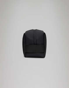 RAINS Wash Bag Small W3 (размери: 21 x 13 x 11см.)