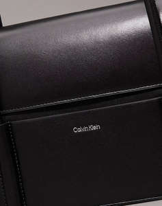 CALVIN KLEIN JEANS CK LINN SHOULDER BAG (размери: 30.5 x 17.8 x 10.2см.)