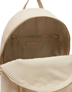 TOMMY HILFIGER TH LOGOTAPE BACKPACK (размери: 35 x 28 x 14 см.)