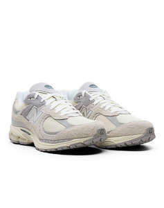 NEW BALANCE 2002R - SHOE CLASSICS