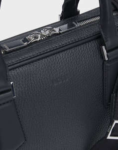 BOSS New Crosstown_Doc S. 10249092 01 (Размери: 29 x 37.5 x 6 см.)