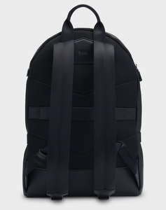 BOSS New Crosstown_S Bckp 10249092 01 (Размери: 42 x 30 x 14см.)