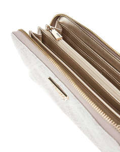 GUESS LAUREL SLG LARGE ZIP AROUND ДАМСКИ АКСЕСОАРИ (Размери: 21 x 10 x 2 см)