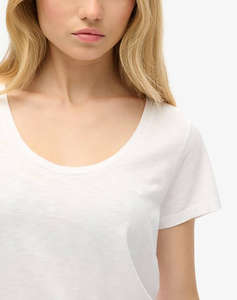 SUPERDRY D1 STUD SCOOP NECK TEE ДАМСКА ТЕНИСКА