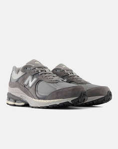 NEW BALANCE 2002R - SHOE CLASSICS