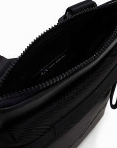 ARMANI EXCHANGE MESSENGER BAG (Размери: 23 x 23 x 2см.)
