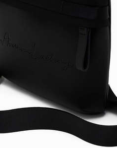 ARMANI EXCHANGE MESSENGER BAG (Размери: 23 x 23 x 2см.)