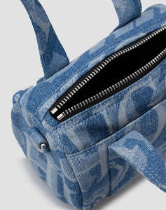 HUGO Roselyn Duffle-AO 10266099 01 (Размери: 17 x 12 x 11см.)
