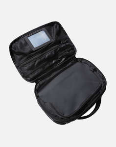 THE NORTH FACE BCV TOILETRY KIT TNF (Размери: 23.5 x 16.5 x 8.3см.)