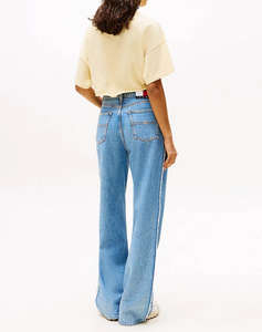 TOMMY JEANS TJW REG WAIST TIE BADGE TEE EXT
