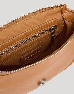 PEPE JEANS CRISHA MAIN ДАМСКА ЧАНТА(Размери: 25 x 16 x 7.5см.)