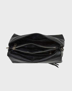 STEVE MADDEN BZAGGY 02002 ДАМСКА ЧАНТА(Размери: 27 x 18 x 14см.)