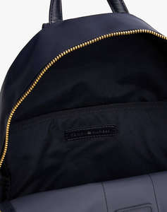 TOMMY HILFIGER POPPY BACKPACK CORP (Размери: 26 x 16 x 35см.)